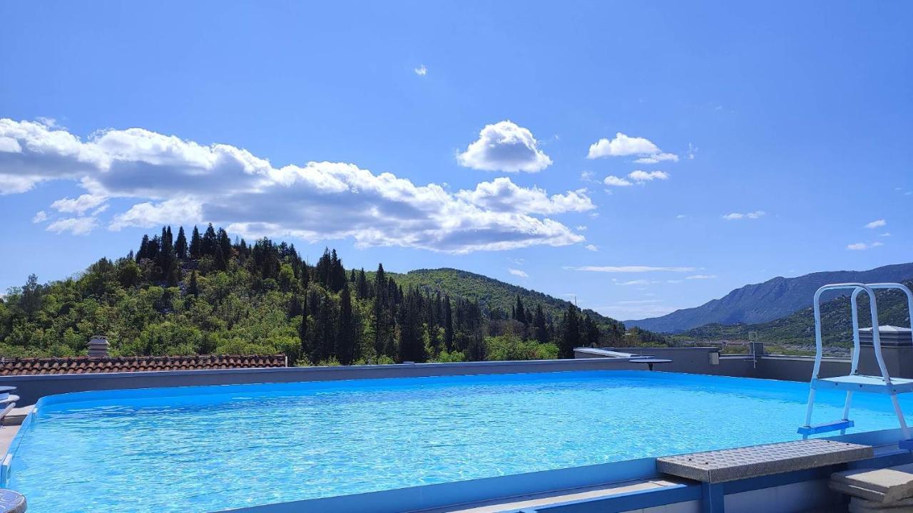 Hotel Prvan Vrgorac Kültér fotó