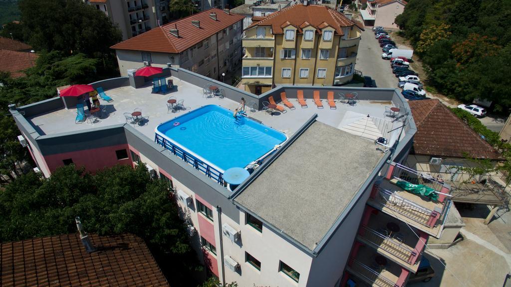 Hotel Prvan Vrgorac Kültér fotó