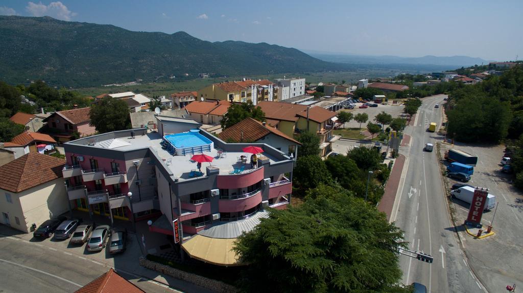Hotel Prvan Vrgorac Kültér fotó